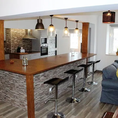 Santos Deluxe * Lisboa